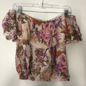 Off the shoulder floral crop NWT